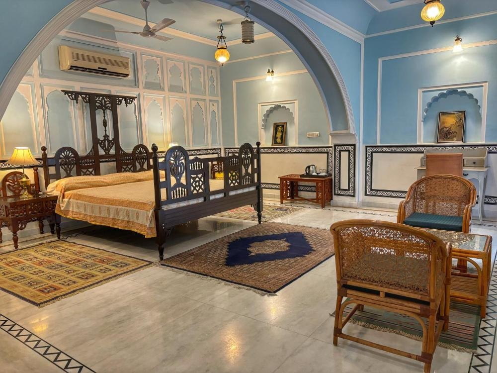 Room image 5